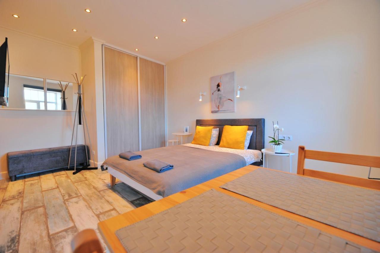Gertrudes Residence Stay In Light-Filled Studio Apartment In Central Рига Екстер'єр фото