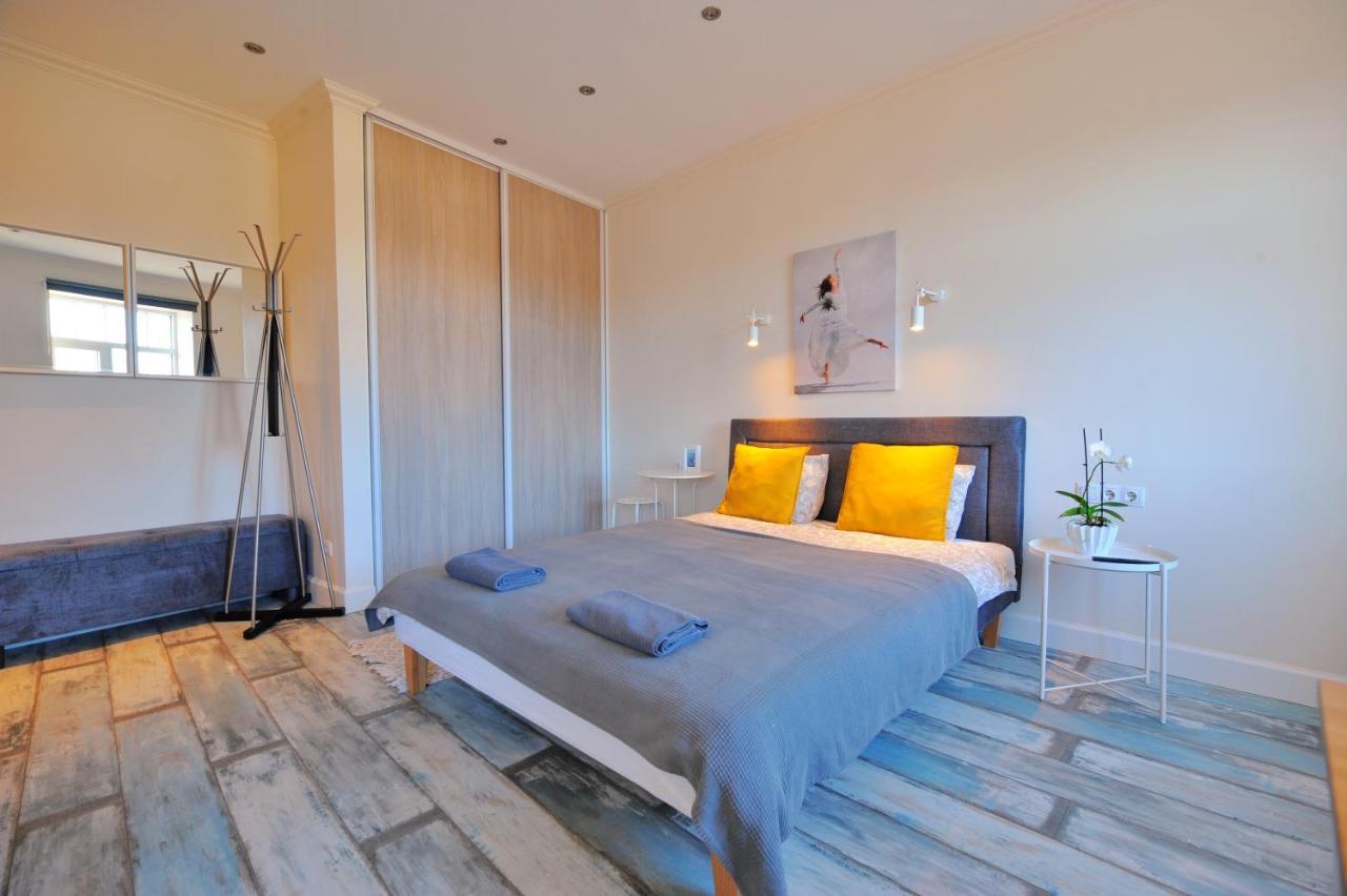 Gertrudes Residence Stay In Light-Filled Studio Apartment In Central Рига Екстер'єр фото